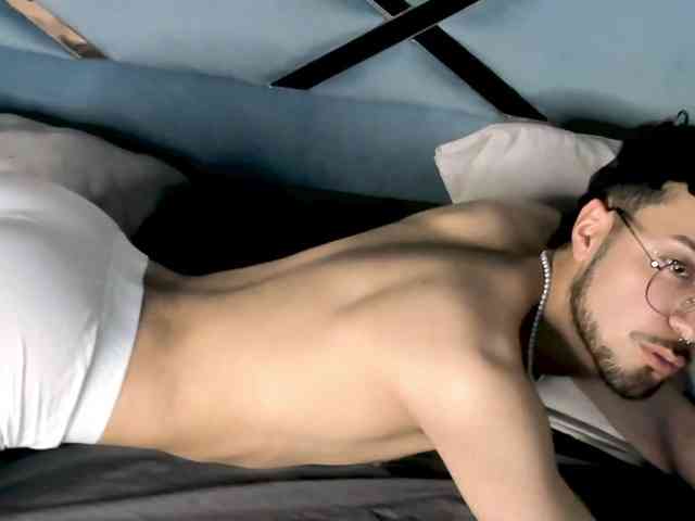 Jonny-Grey Jonny-Grey