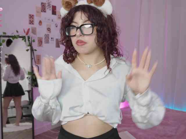 SoftSunday Live Webcam on BongaCams