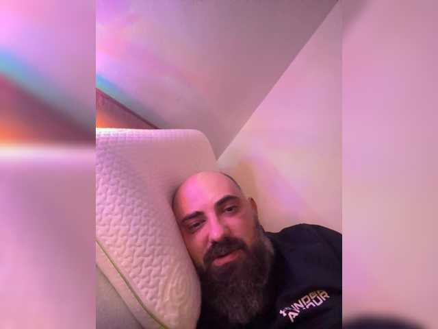 Sex chat gratuit in direct cu Flora8845 pe BongaCams