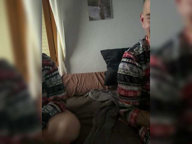 EvilGirl18 – webcam model profile photo