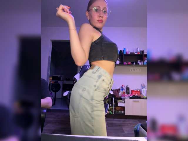 LoveStream69's BongaCams show and profile