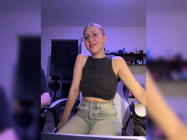 LoveStream69 – webcam model profile photo