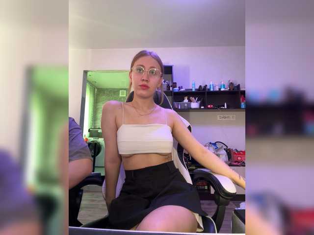 LoveStream69's BongaCams show and profile