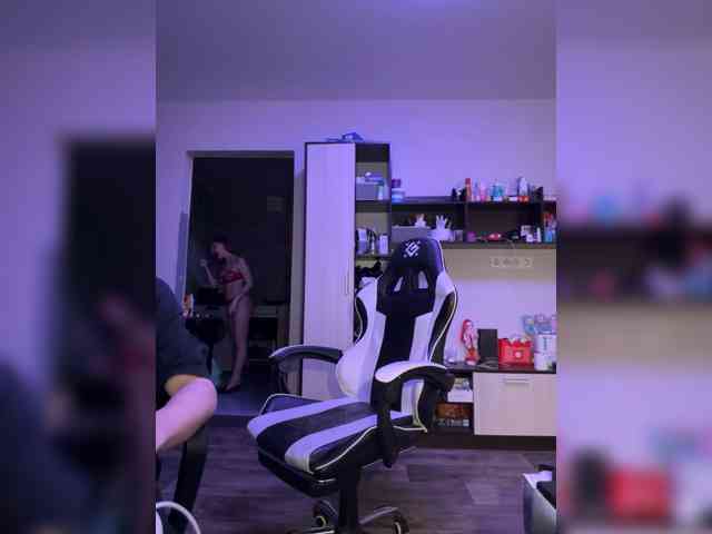 free nude webcam LoveStream69