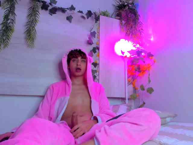 Twinkk-Guy Twinkk-Guy