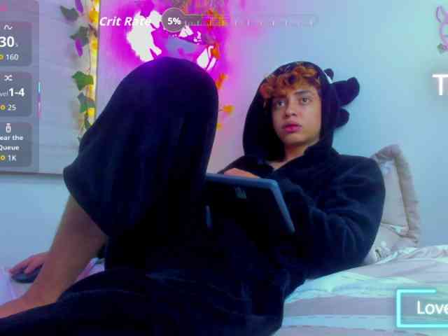 Twinkk-Guy Live Webcam on {site_name}