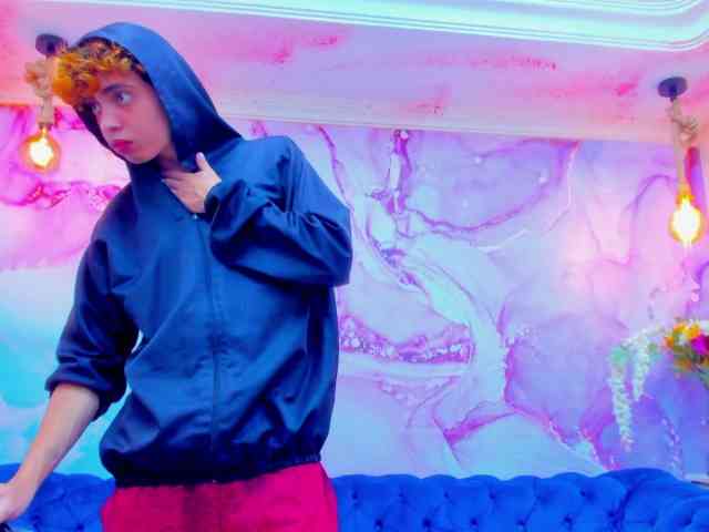 Twinkk-Guy