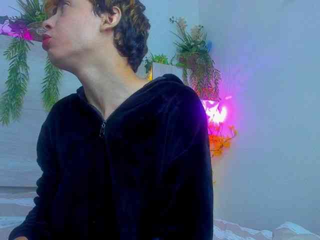 Twinkk-Guy Twinkk-Guy