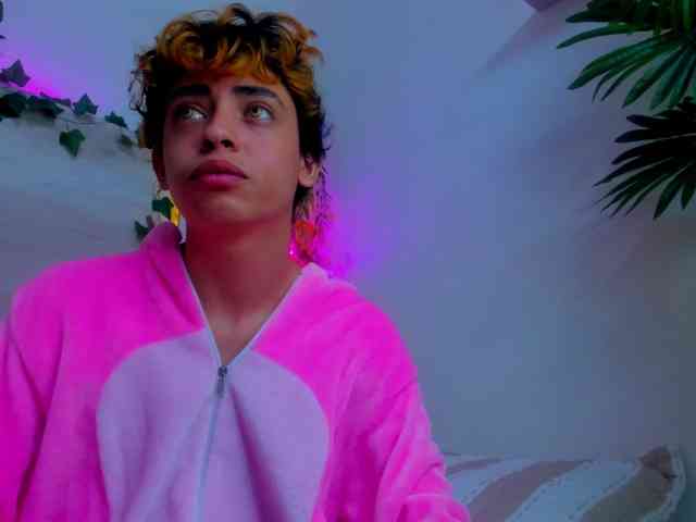 Twinkk-Guy Twinkk-Guy