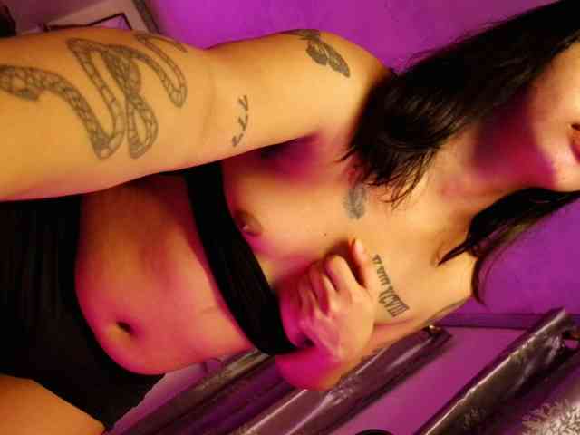 cutepinay69 Live Webcam on BongaCams