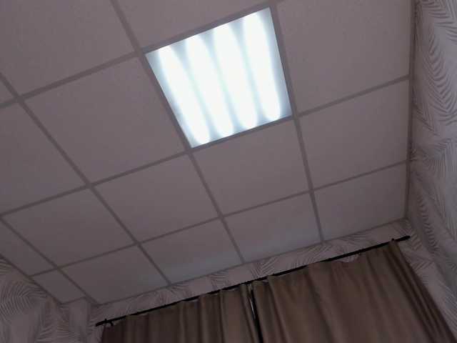 Hi-Karu's BongaCams show and profile