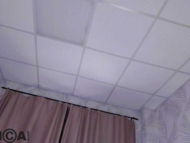 Hi-Karu's BongaCams show and profile