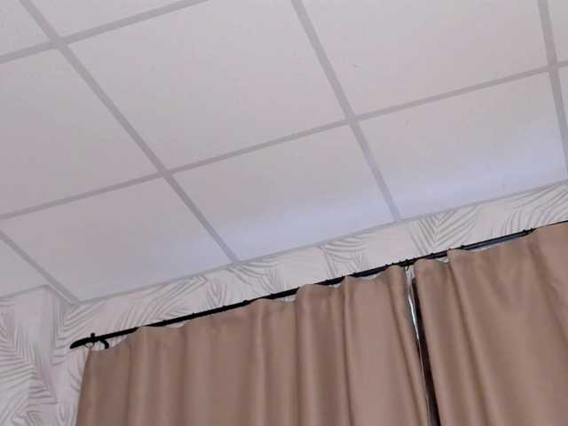 Hi-Karu's BongaCams show and profile