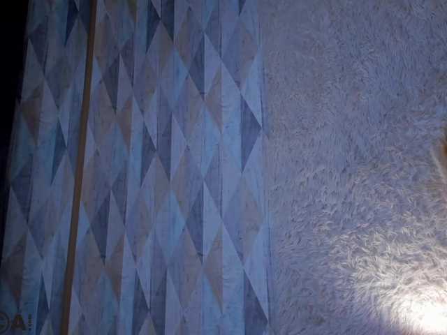 Hi-Karu's BongaCams show and profile