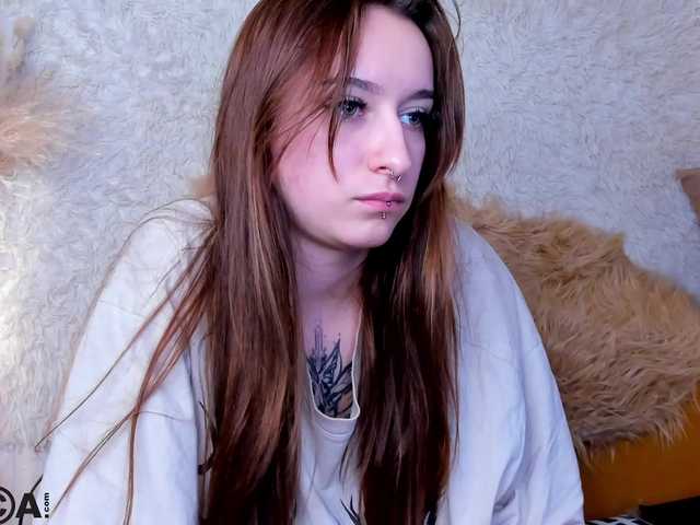 Hi-Karu's BongaCams show and profile