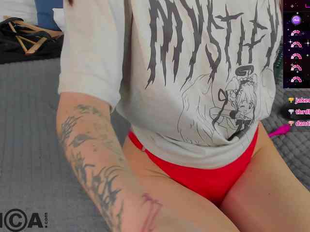 nude web cam chat Hi-Karu