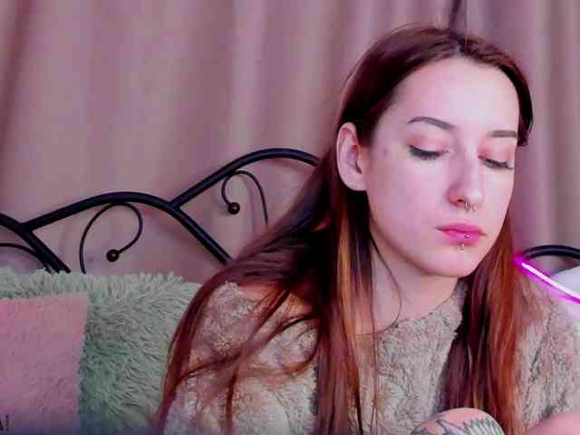 Hi-Karu Live Webcam on BongaCams