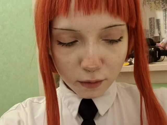  Lilly-XO-XO chat room