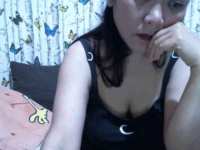 MochaCream21 Live Webcam on BongaCams
