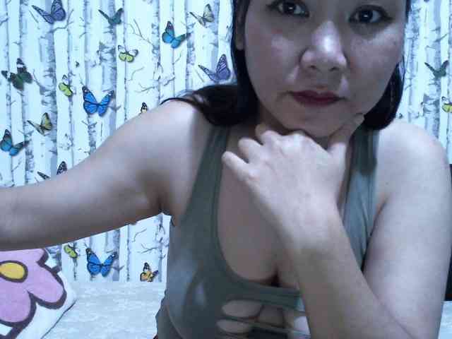 MochaCream21 Live Webcam on BongaCams