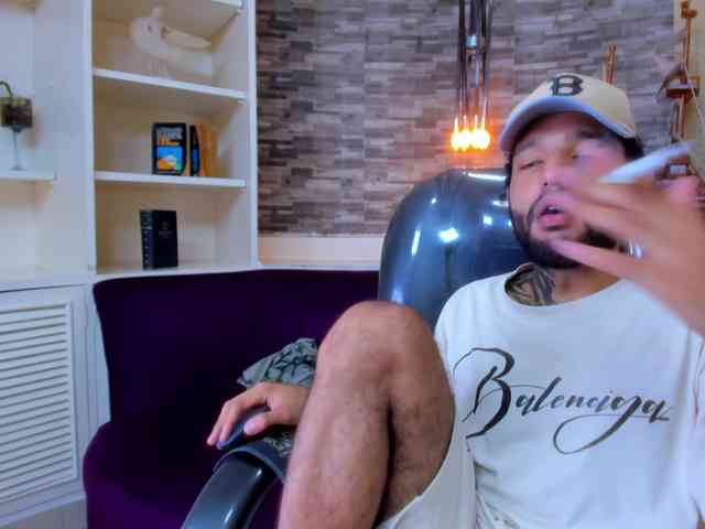 Hottie-Bear Hottie-Bear