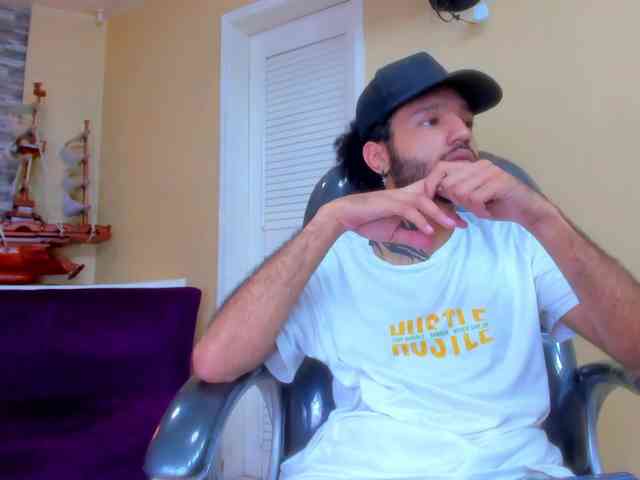 Hottie-Bear Hottie-Bear