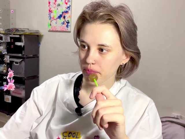 DeloiseChuta's BongaCams show and profile