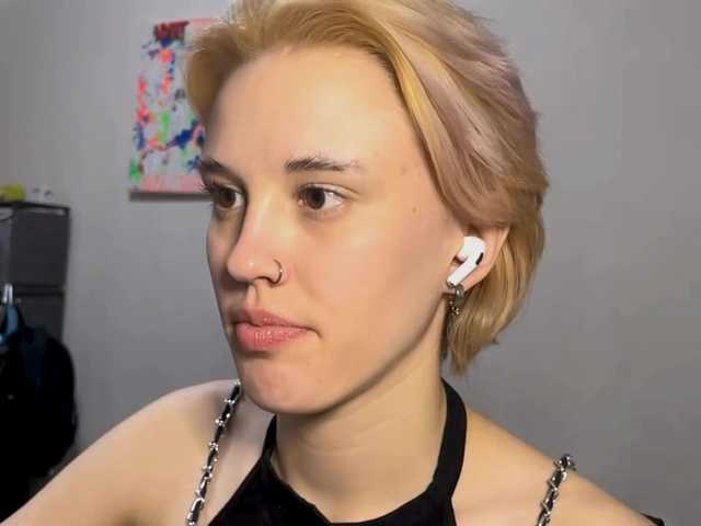 DeloiseChuta's BongaCams show and profile