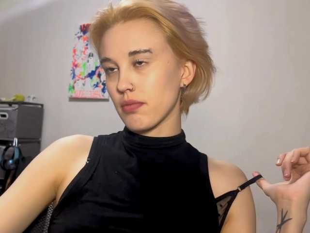 DeloiseChuta's BongaCams show and profile