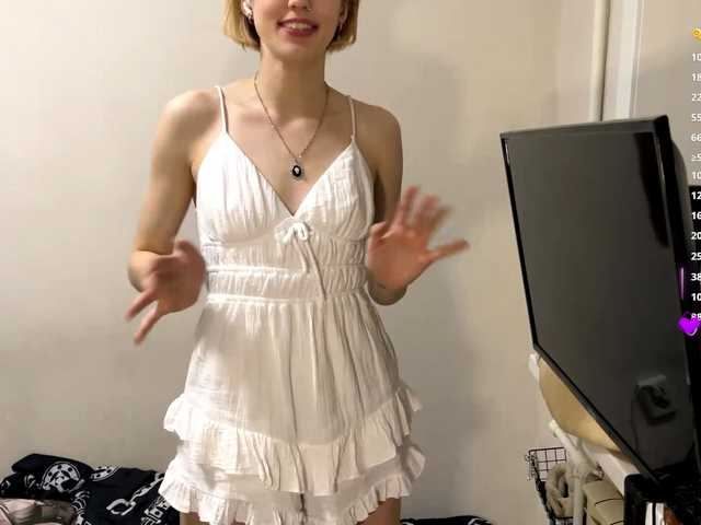 DeloiseChuta live cam