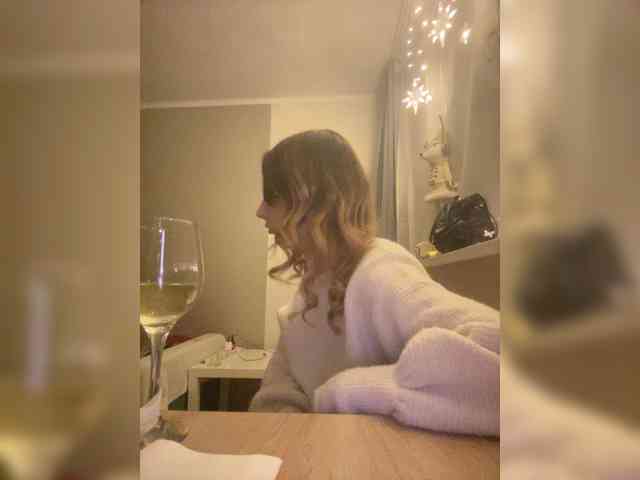 dianess Live Webcam on BongaCams