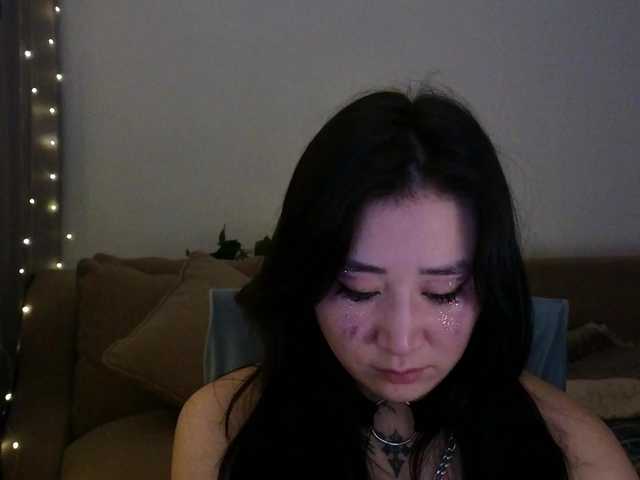 Evadior013's BongaCams show and profile