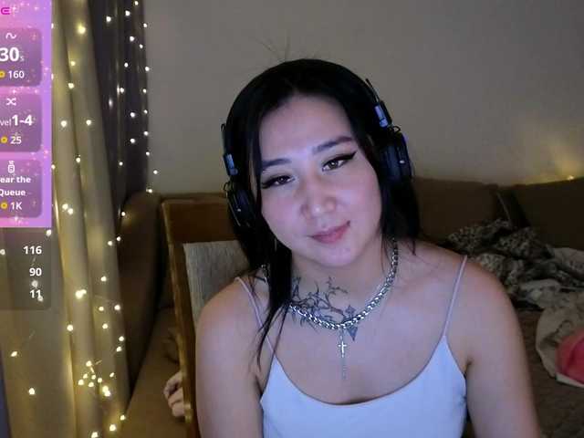 Evadior013's BongaCams show and profile