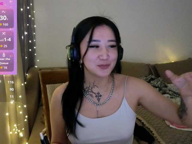 Evadior013's BongaCams show and profile