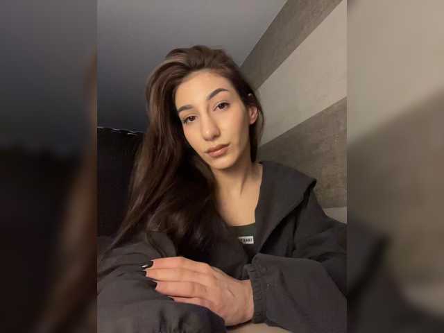 Raymeda's BongaCams show and profile