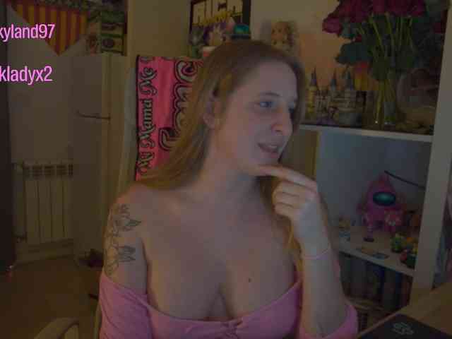 Pinkylady webcam