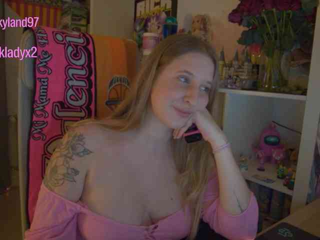 Pinkylady webcam