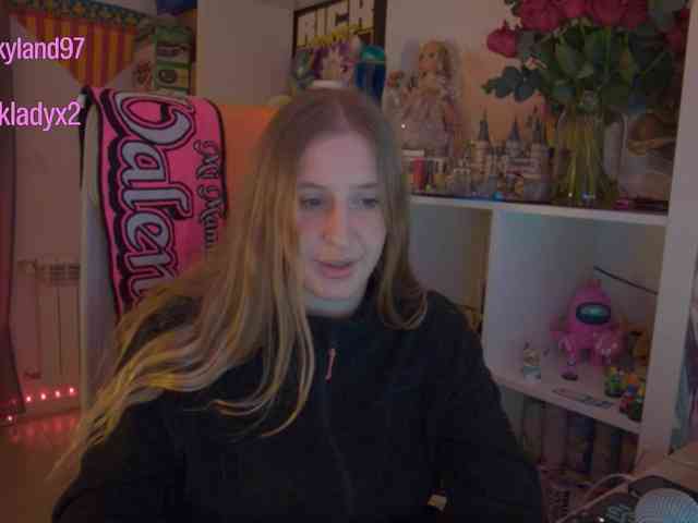 Pinkylady webcam
