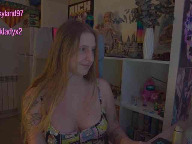 Pinkylady webcam