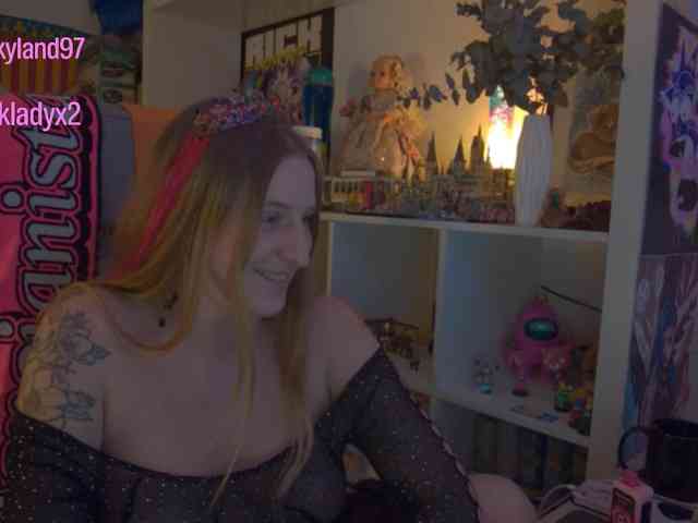 Pinkylady webcam