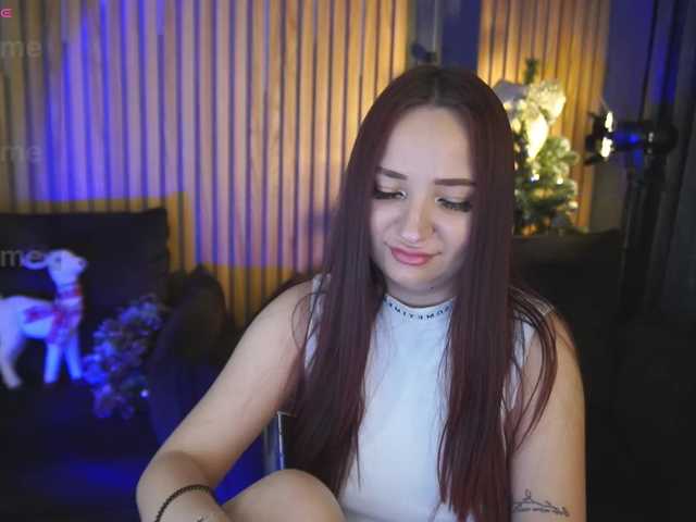 EmilyFontaine's BongaCams show and profile