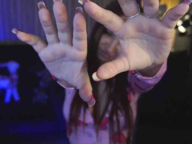 EmilyFontaine webcam