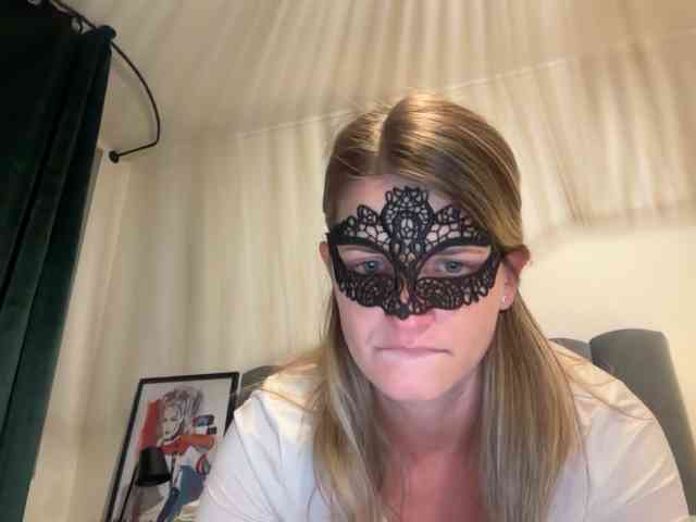 AliceDuboisFrX webcam