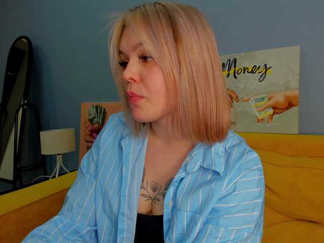 Jerry-Hall's BongaCams show and profile