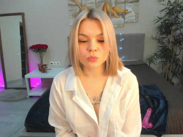 Jerry-Hall's BongaCams show and profile