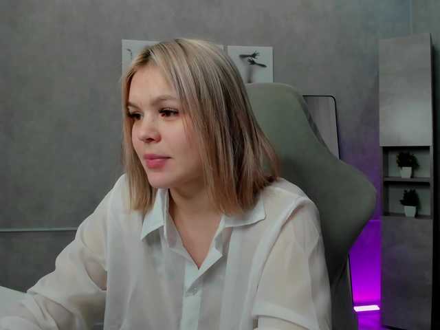 Jerry-Hall's BongaCams show and profile