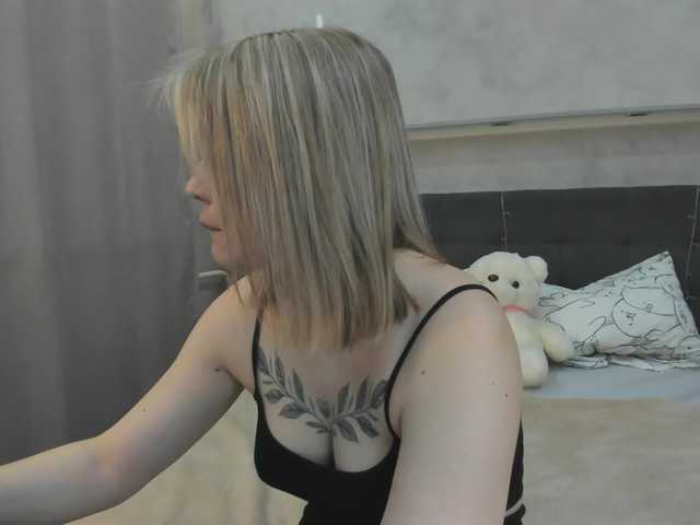 Jerry-Hall's BongaCams show and profile