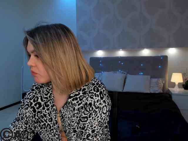 Jerry-Hall Jerry-Hall