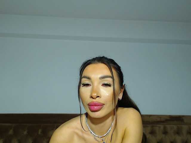 aylinhoney's BongaCams show and profile