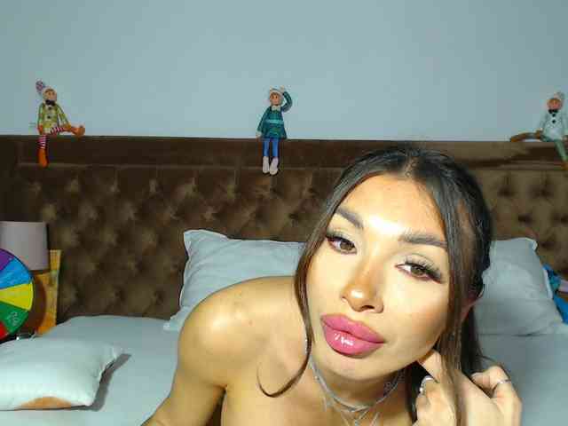 aylinhoney webcam
